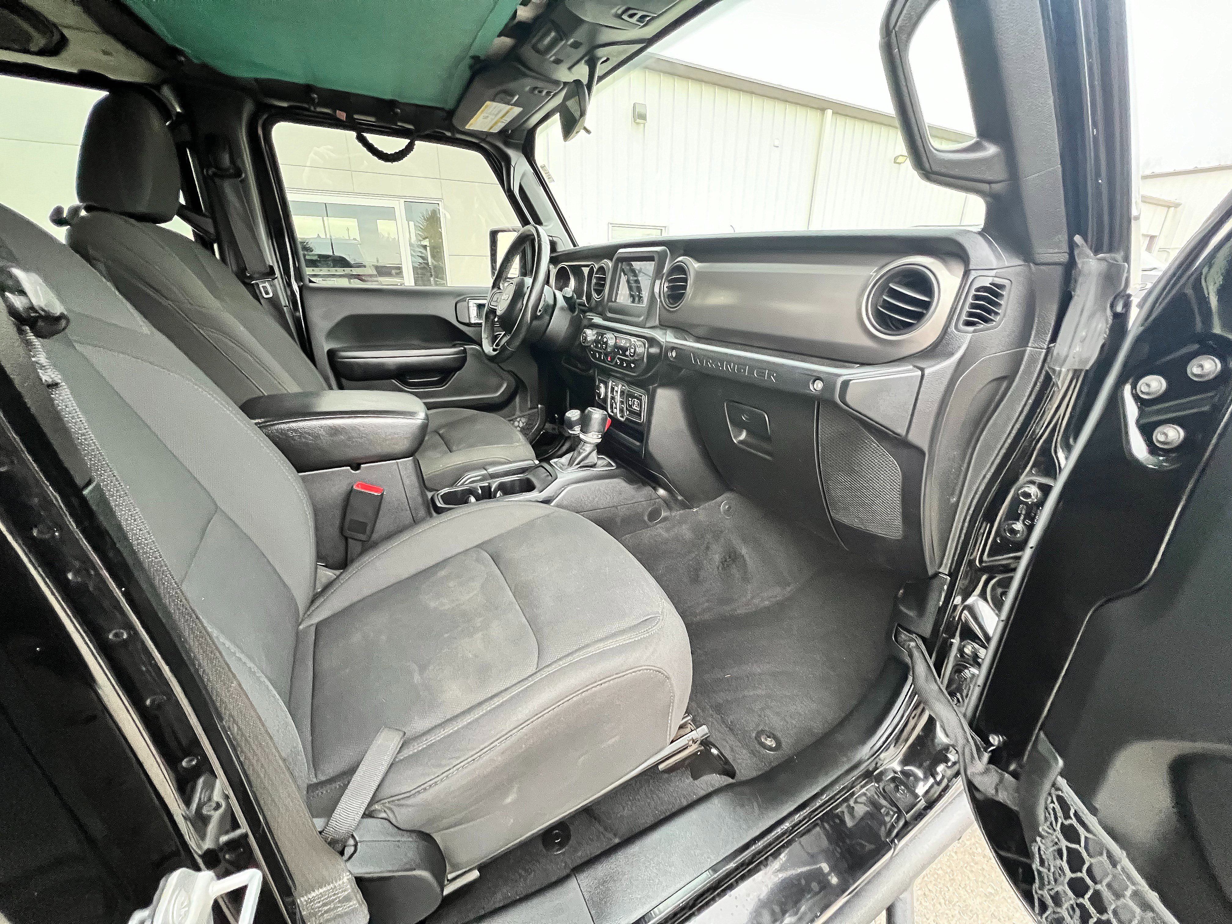 Used 2018 Jeep Wrangler Unlimited Sport S image 29