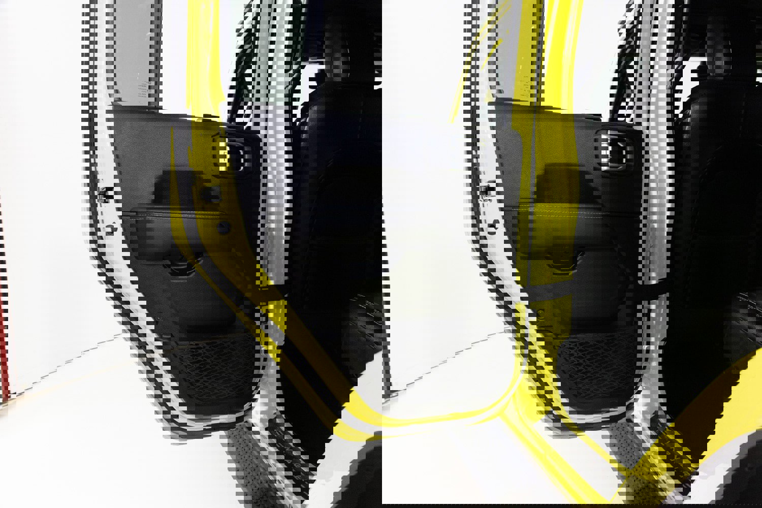 Used 2022 Jeep Wrangler Unlimited Sahara w/ Cold Weather Group image 14