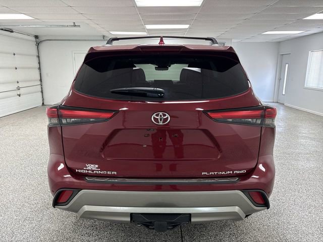 Used 2021 Toyota Highlander Platinum image 26