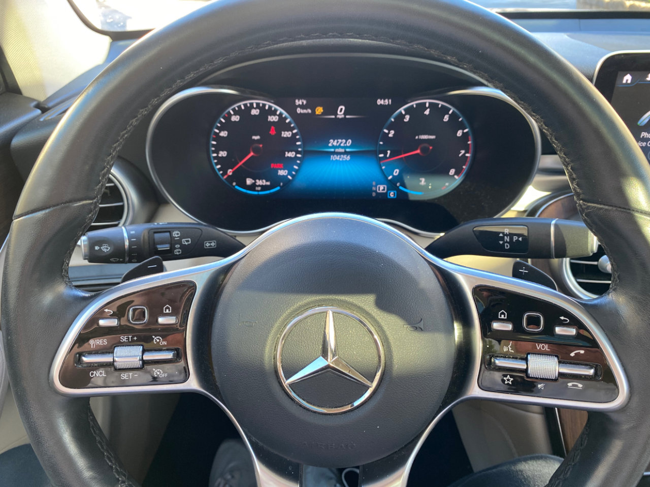 Used 2021 Mercedes-Benz GLC 300 4MATIC image 17