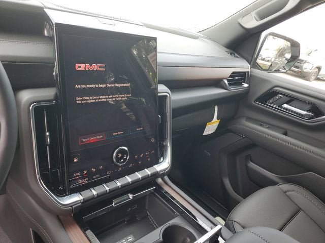 New 2026 GMC Yukon Denali w/ Denali Reserve Package AWD/4WD image 26