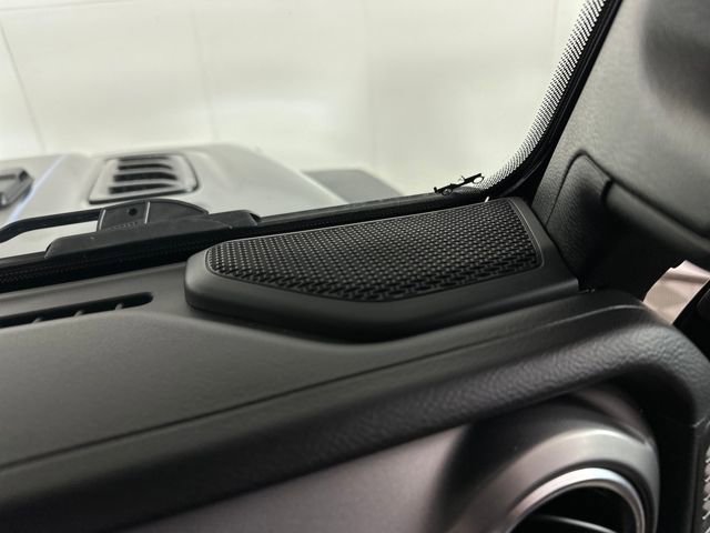 Used 2022 Jeep Wrangler Unlimited Rubicon 4xe w/ Cold Weather Group image 29