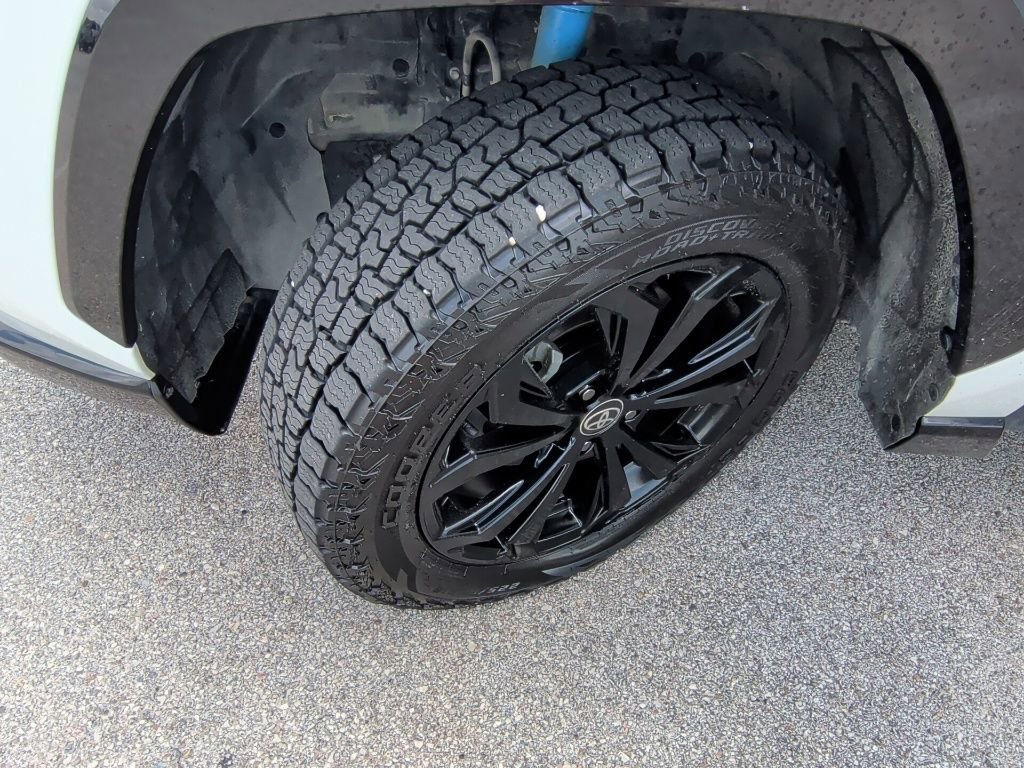 Used 2022 Toyota RAV4 SE AWD/4WD image 43