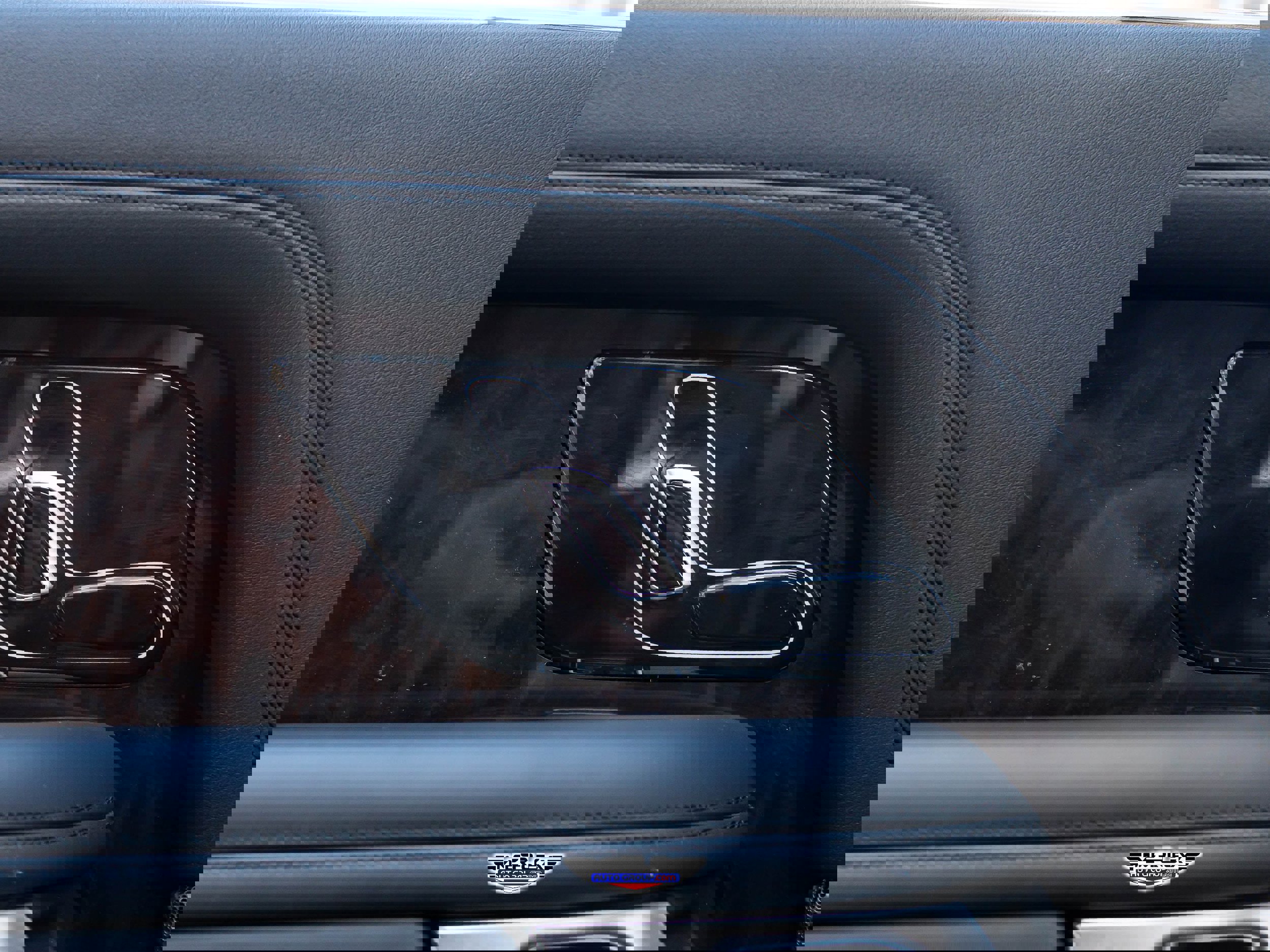 Used 2020 Land Rover Range Rover Long Wheelbase HSE image 49