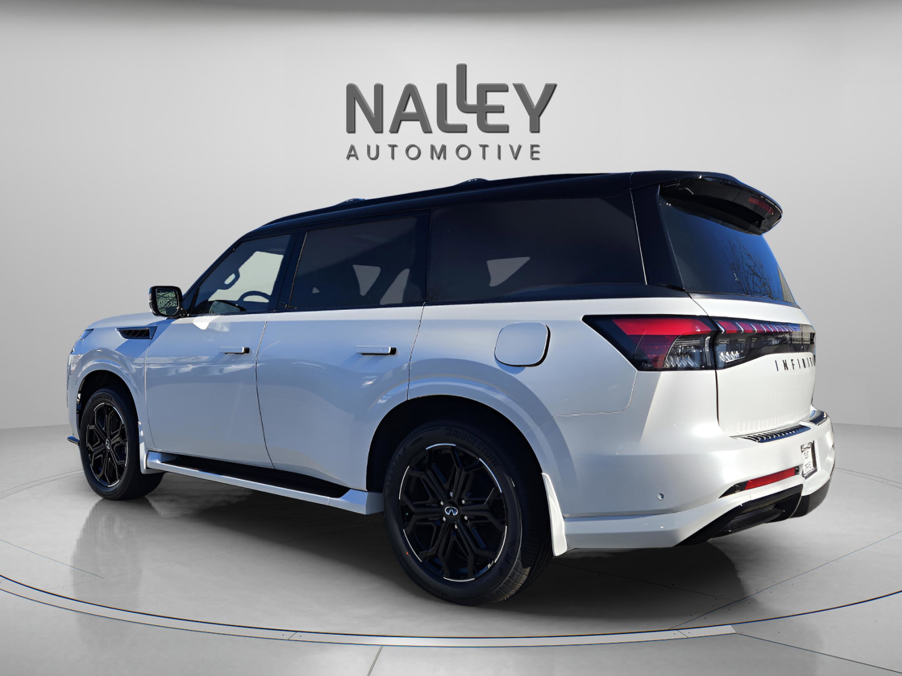 New 2026 INFINITI QX80 4WD w/ Sport Exterior Package image 3