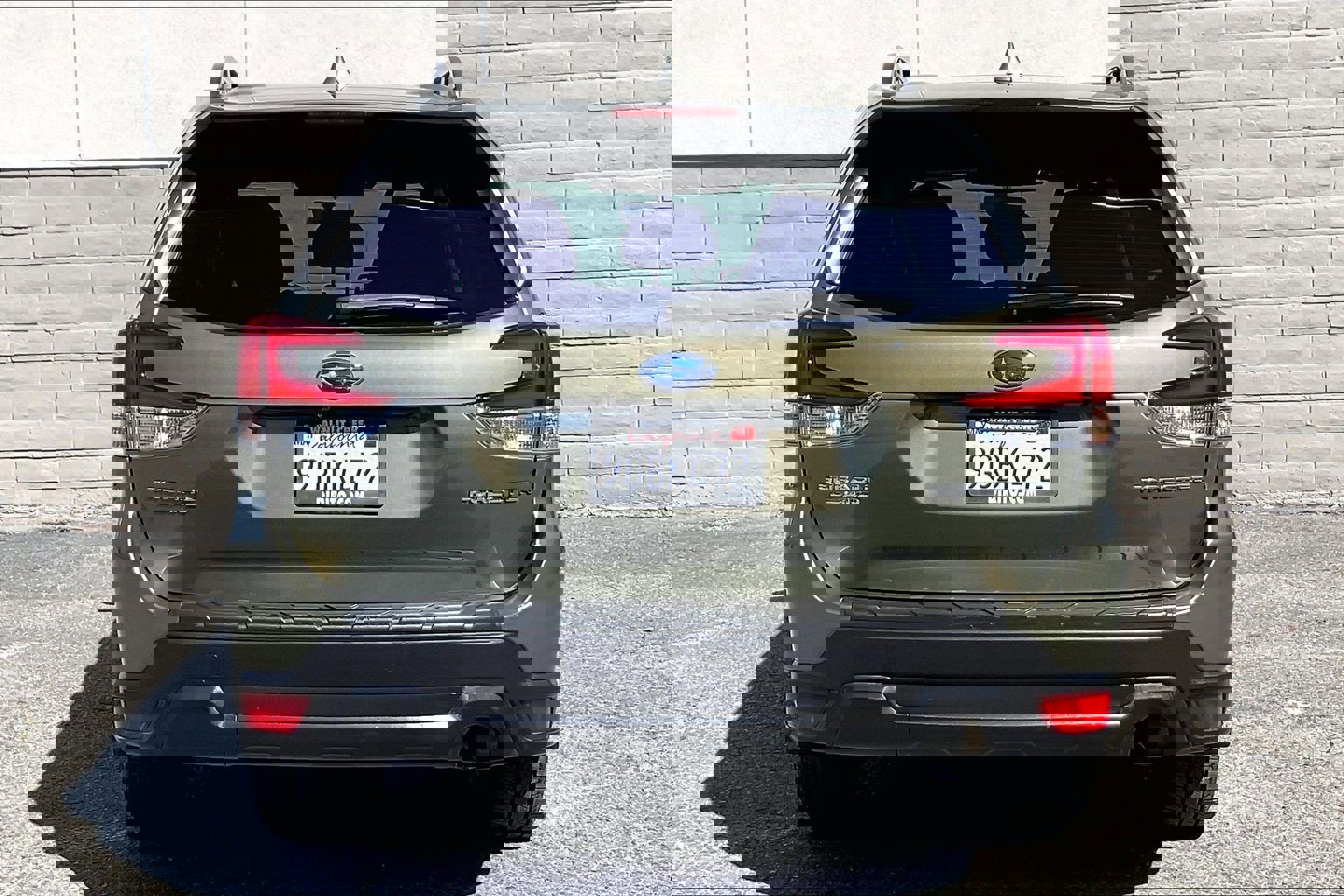 Used 2023 Subaru Forester Premium image 3