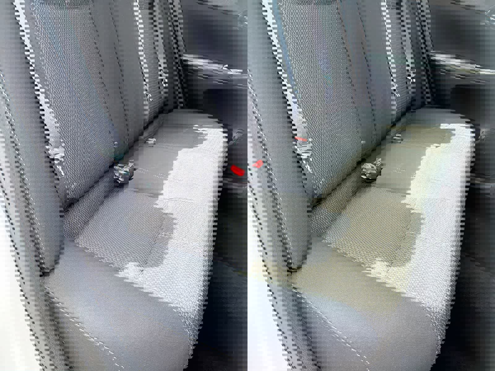 Used 2016 Nissan Sentra S image 21