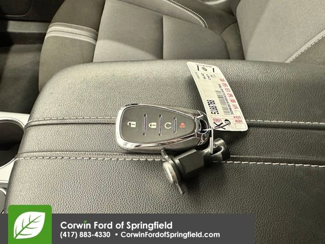 Used 2025 Chevrolet Blazer LT image 25