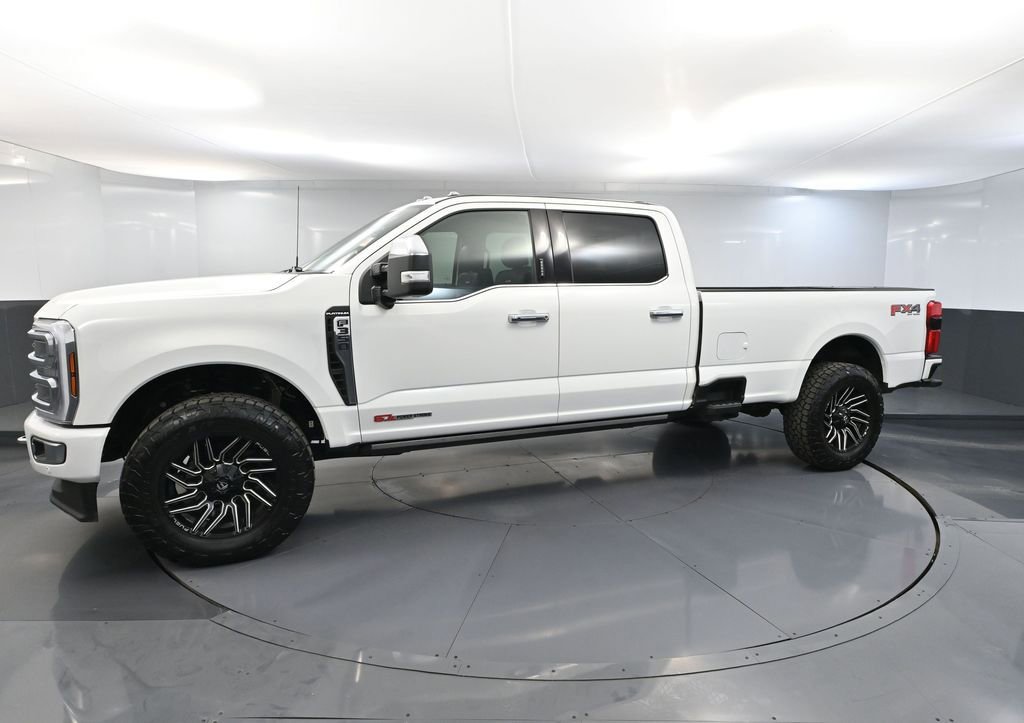 Used 2024 Ford F350 Platinum image 11