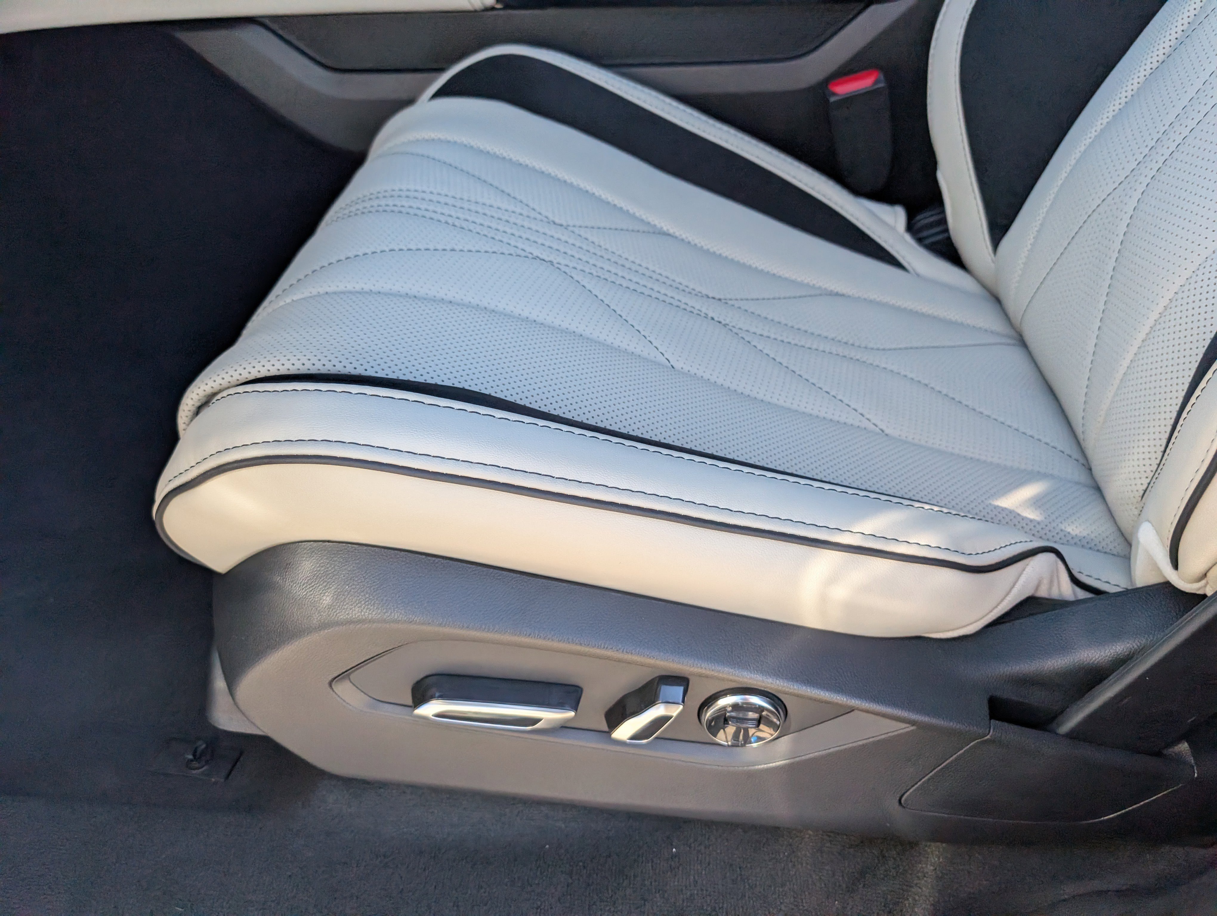 New 2026 Acura MDX Type S AWD/4WD image 8