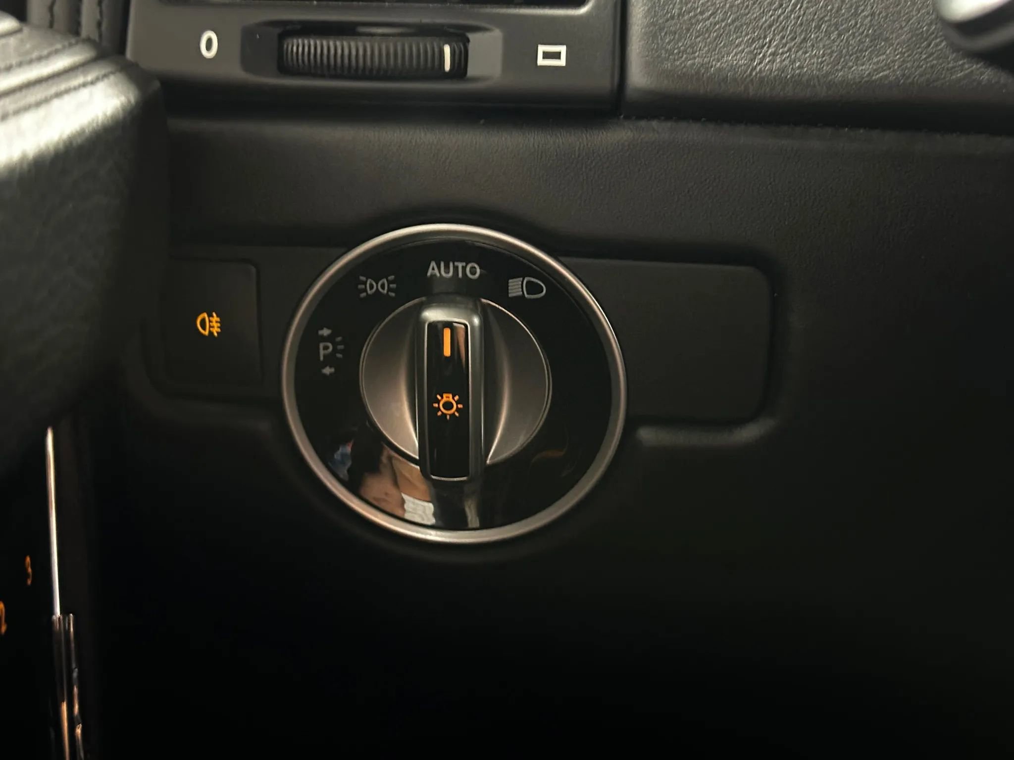 Used 2016 Mercedes-Benz G 65 AMG 4MATIC image 32