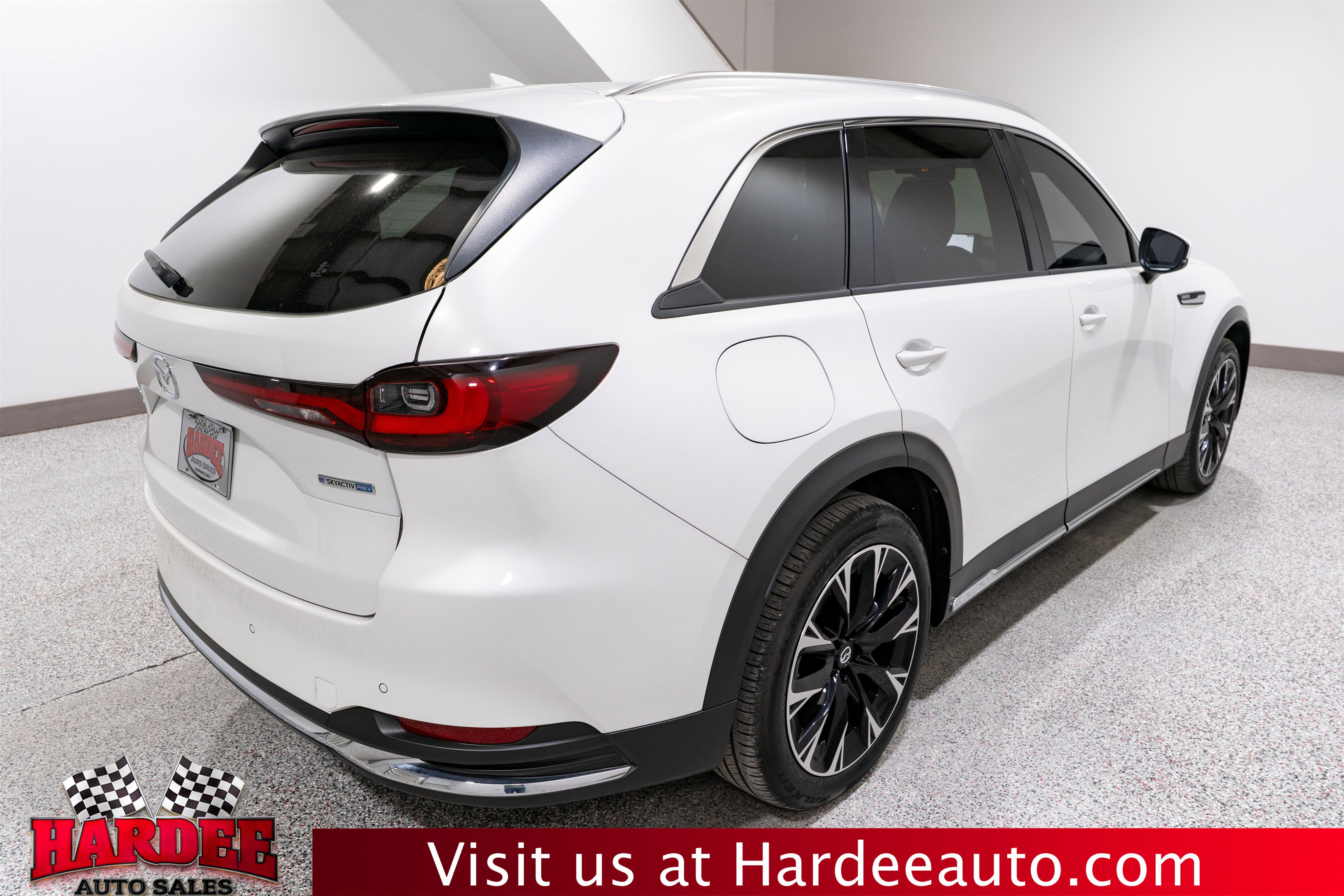 Used 2024 MAZDA CX-90 Plug-In Hybrid w/ Premium Pkg image 5