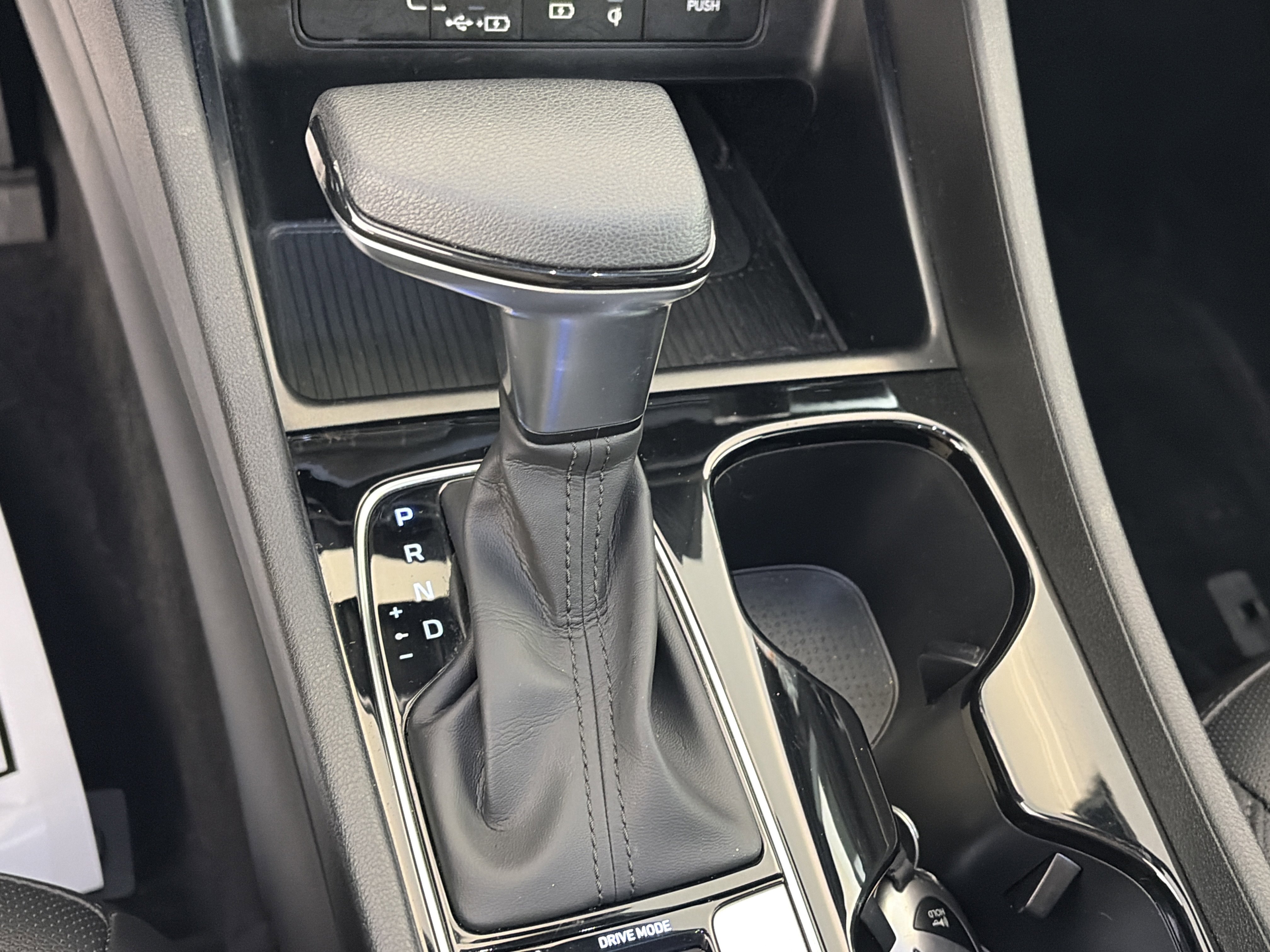 Certified 2025 Hyundai Santa Cruz SEL image 23