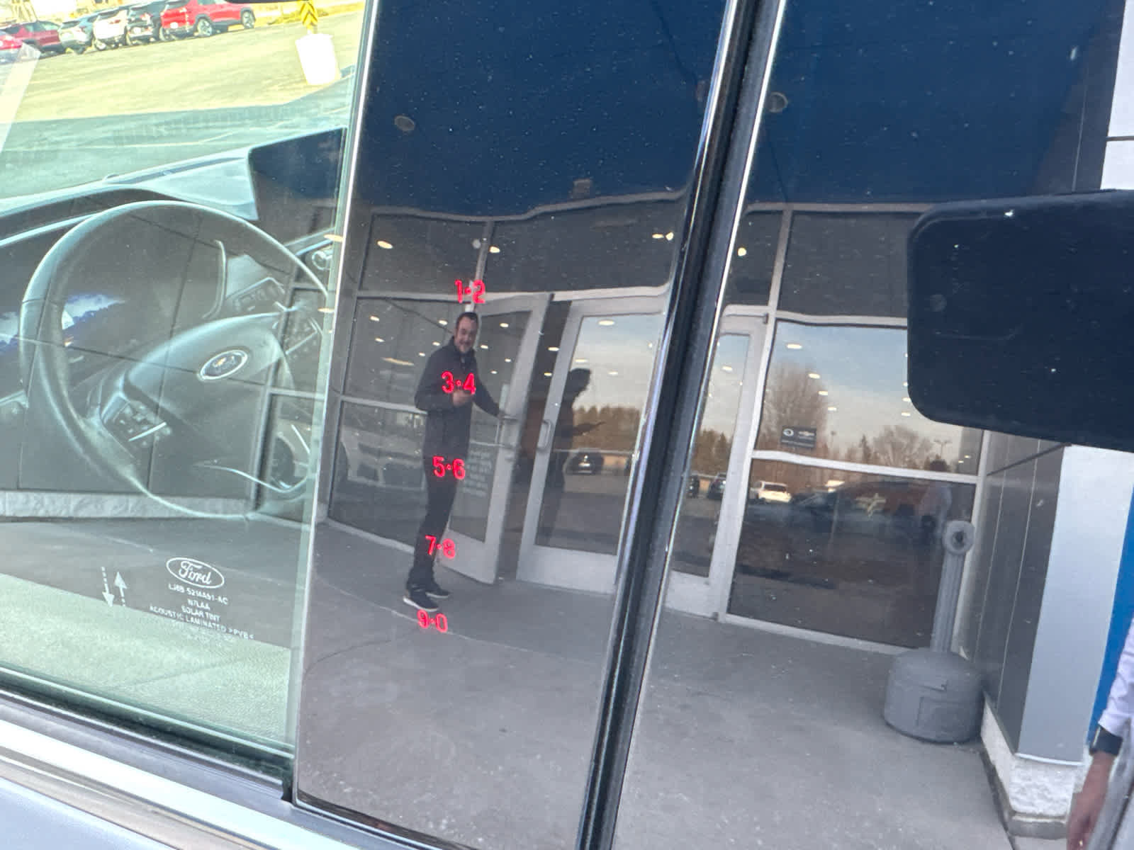 Used 2020 Ford Escape Titanium image 17