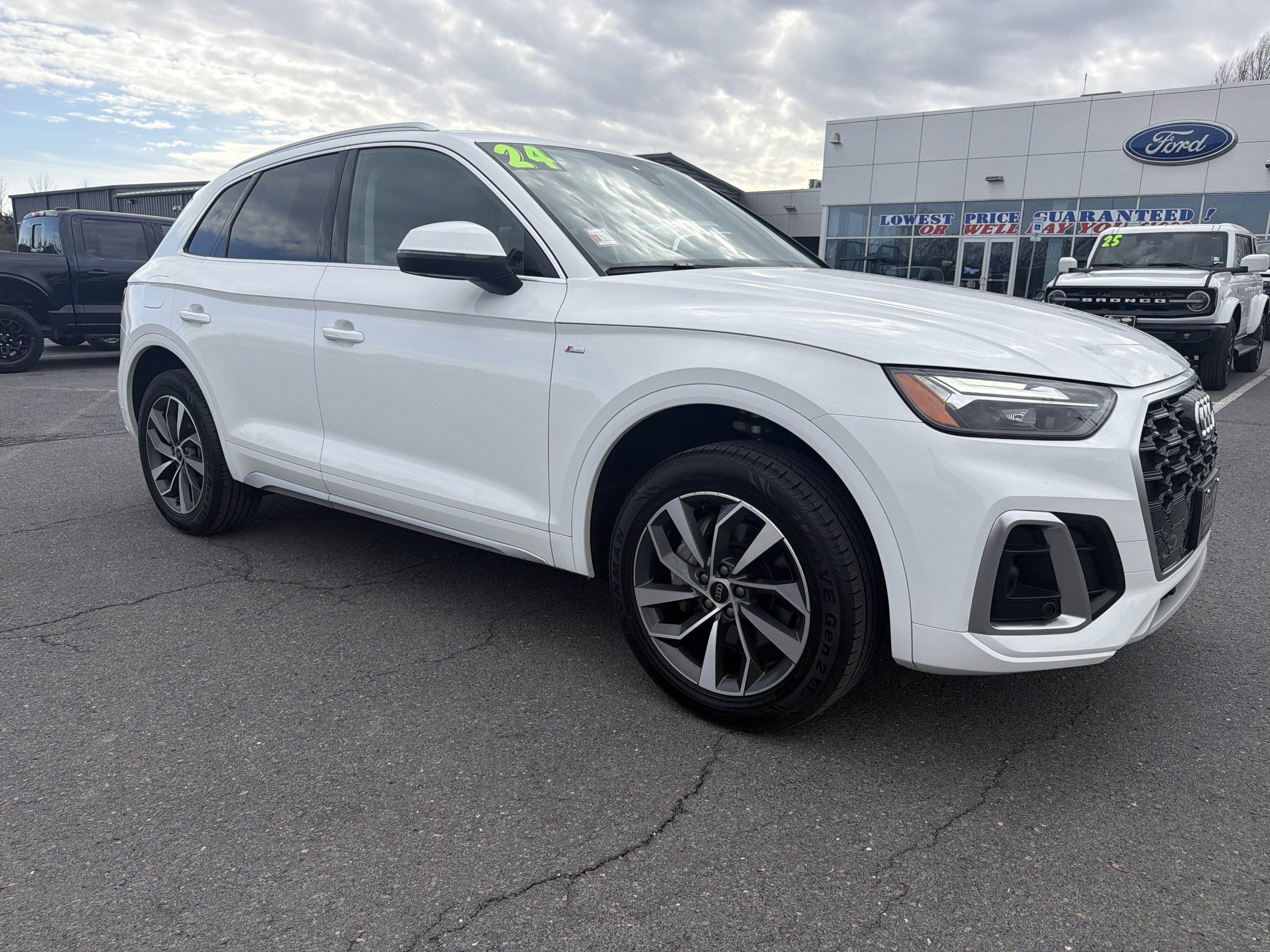 Used 2024 Audi Q5 2.0T Premium Plus
