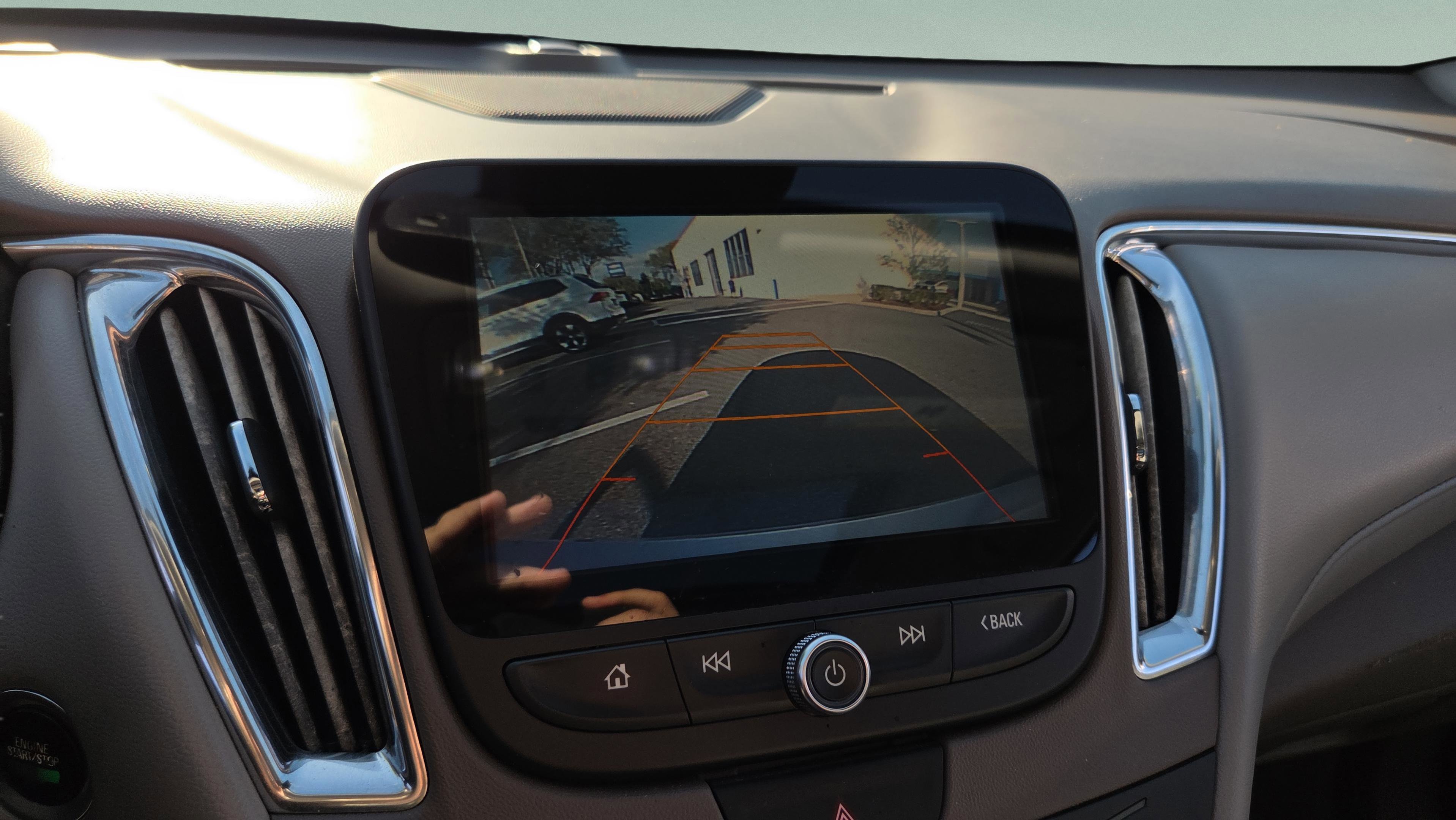 Used 2017 Chevrolet Malibu LT w/ Leather Package image 23