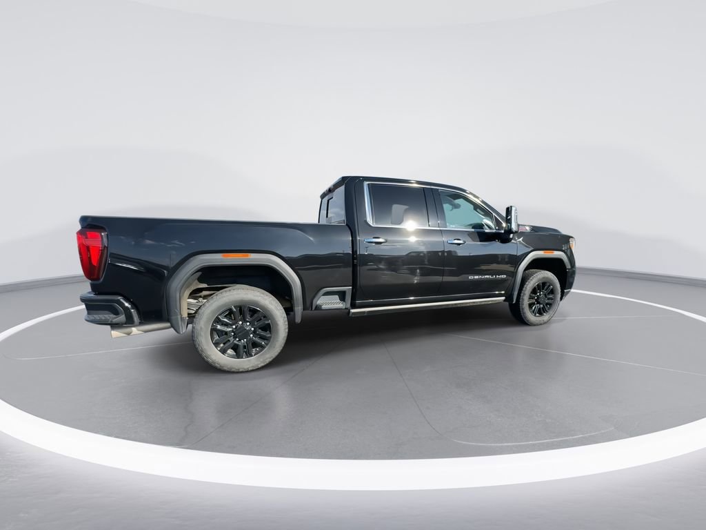 Used 2023 GMC Sierra 2500 Denali w/ Denali Black Diamond Edition image 8