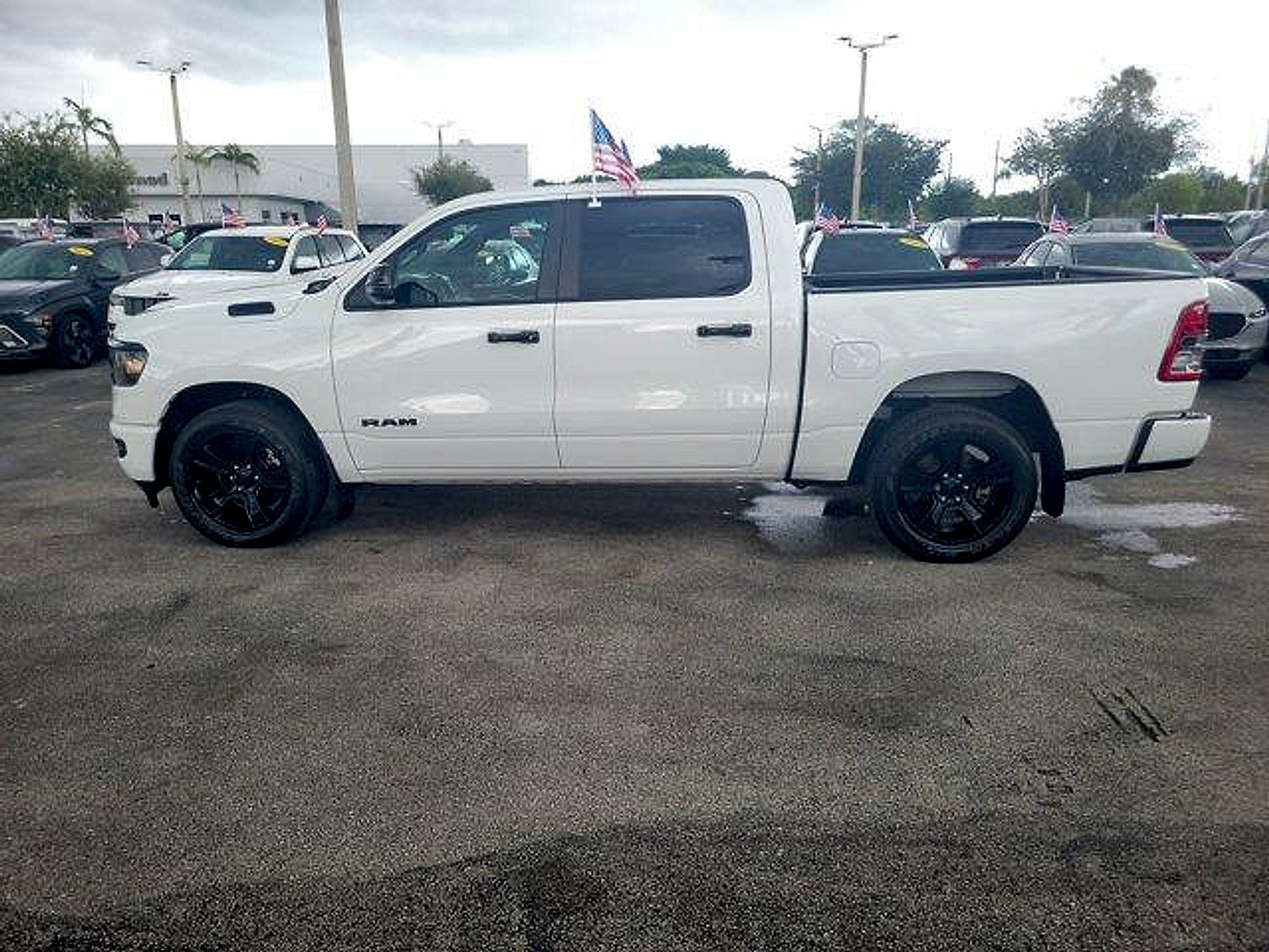 Used 2024 RAM 1500 Big Horn RWD image 4