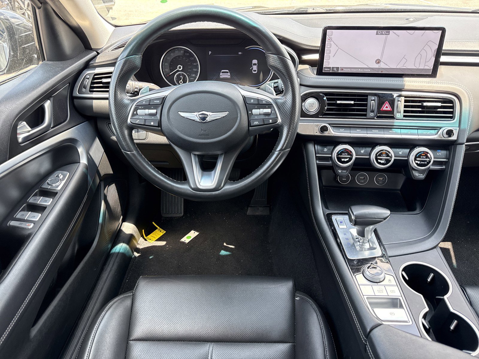 Used 2023 Genesis G70 2.0T RWD image 15