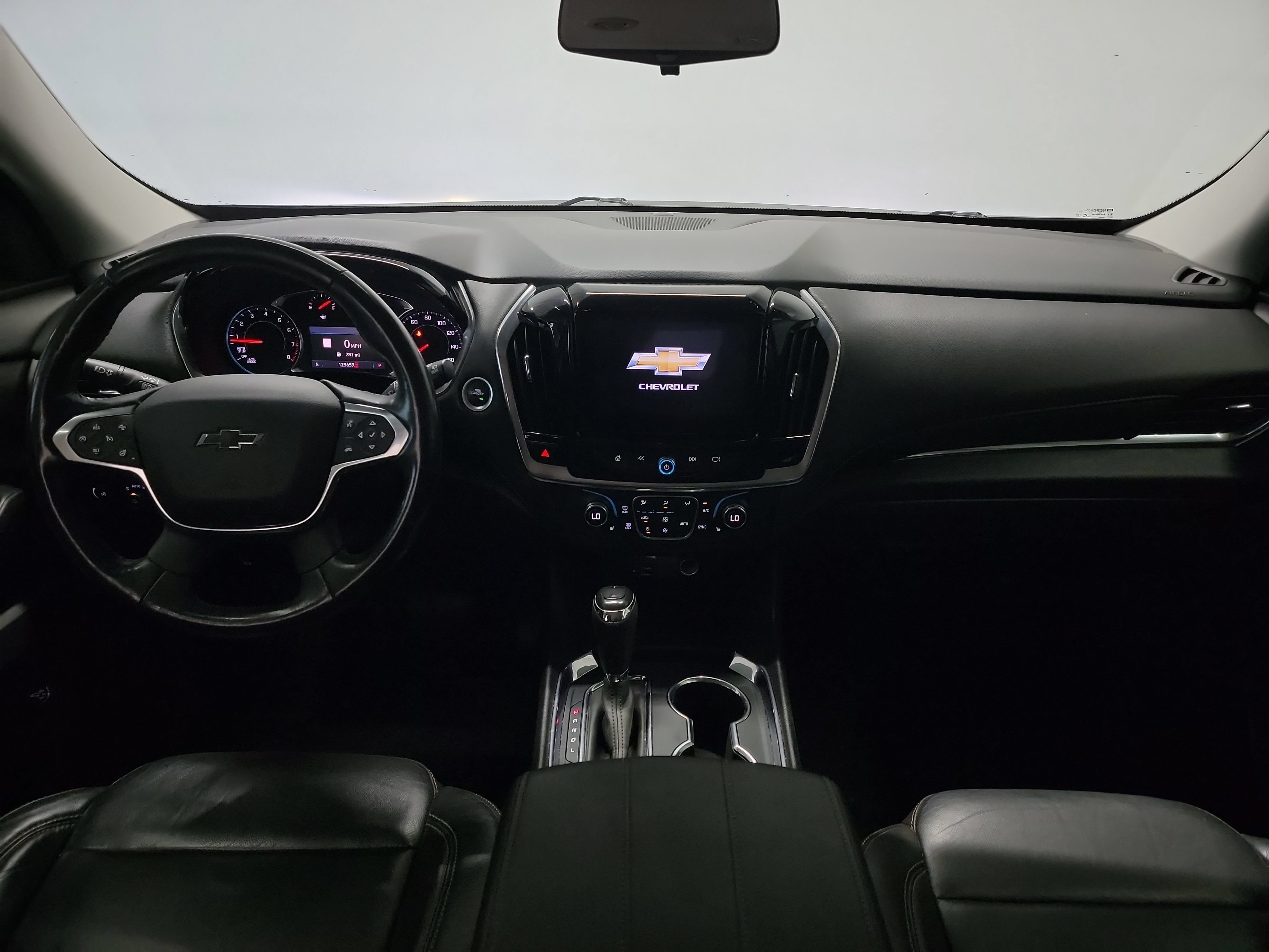 Used 2020 Chevrolet Traverse RS FWD image 15