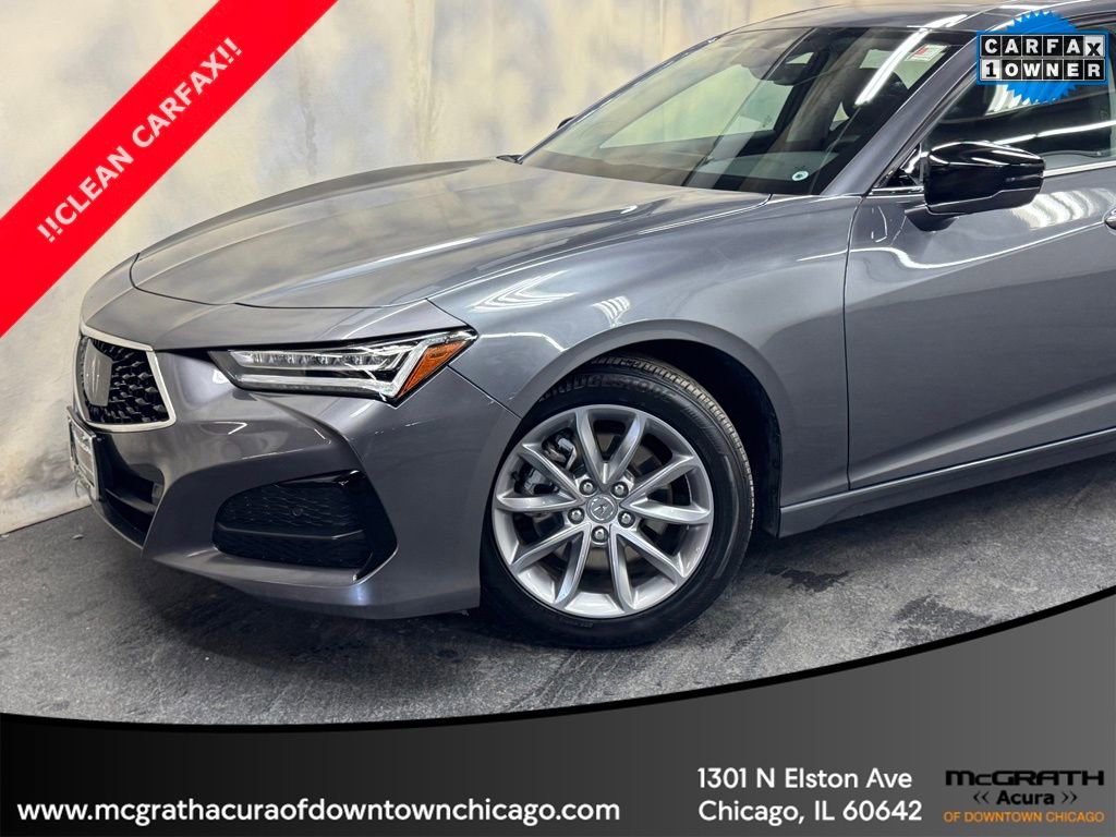 Used 2023 Acura TLX image 2