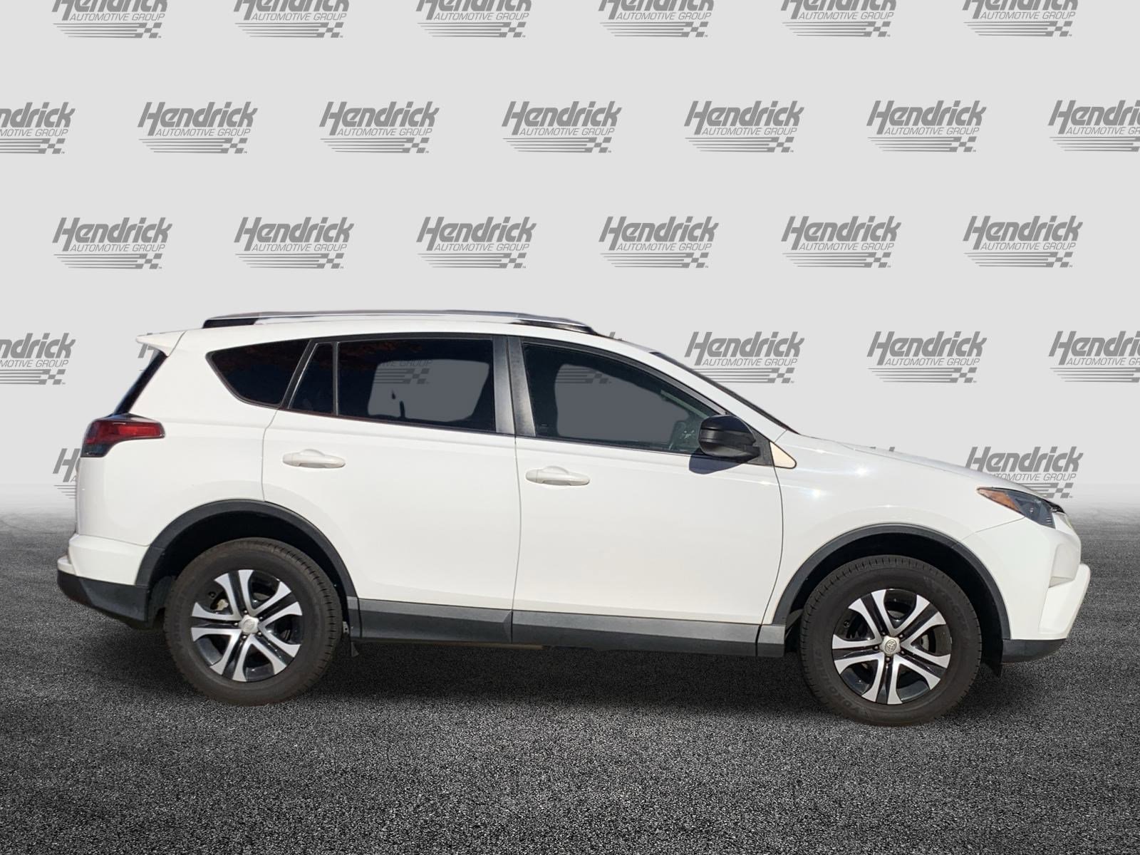 Used 2016 Toyota RAV4 LE image 11