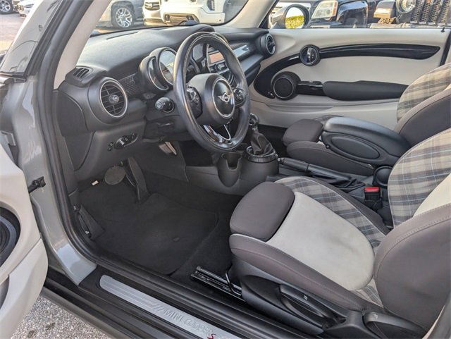 Used 2015 MINI Cooper S image 11