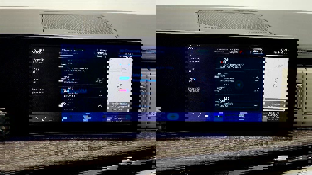 Used 2024 Hyundai Santa Fe Limited image 19