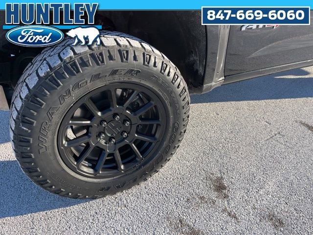 Used 2021 GMC Canyon AT4 w/ Driver Alert Package image 8