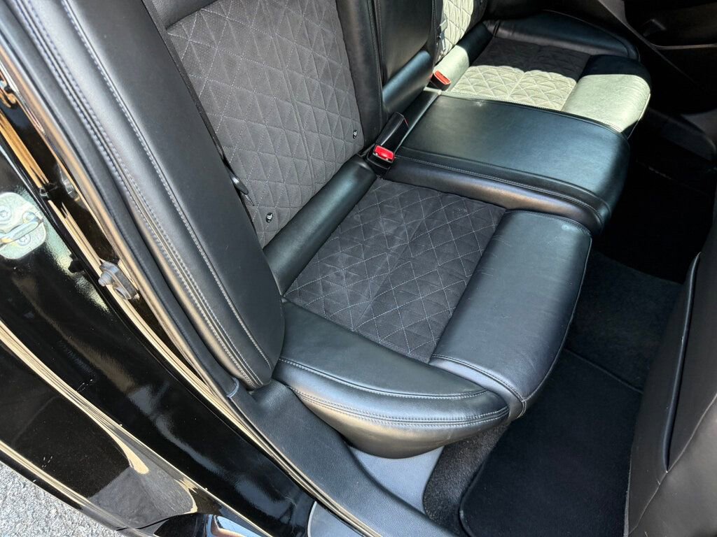 Used 2017 Nissan Maxima SR w/ Midnight Edition image 38