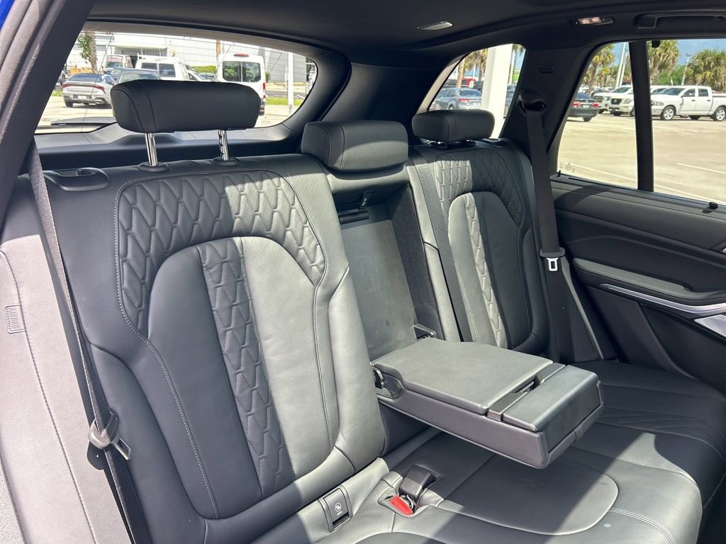 Used 2026 BMW X5 M60i image 50