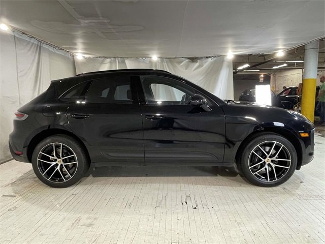 Used 2025 Porsche Macan image 55