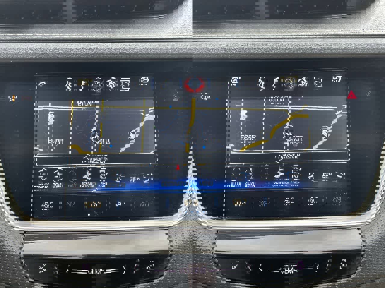 Used 2017 Cadillac XT5 Luxury w/ Driver Awareness Package image 21