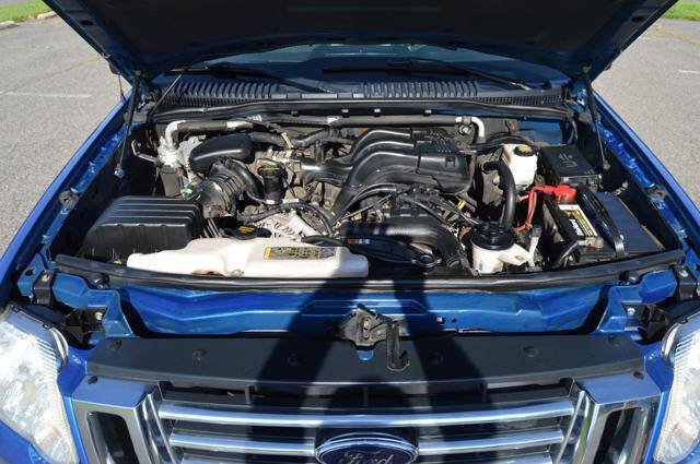 Used 2010 Ford Explorer Sport Trac XLT AWD/4WD image 33