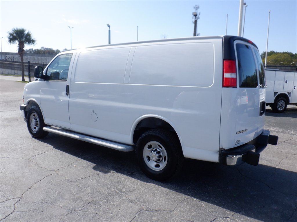 Used 2020 Chevrolet Express 2500 w/ Driver Convenience Package RWD image 3