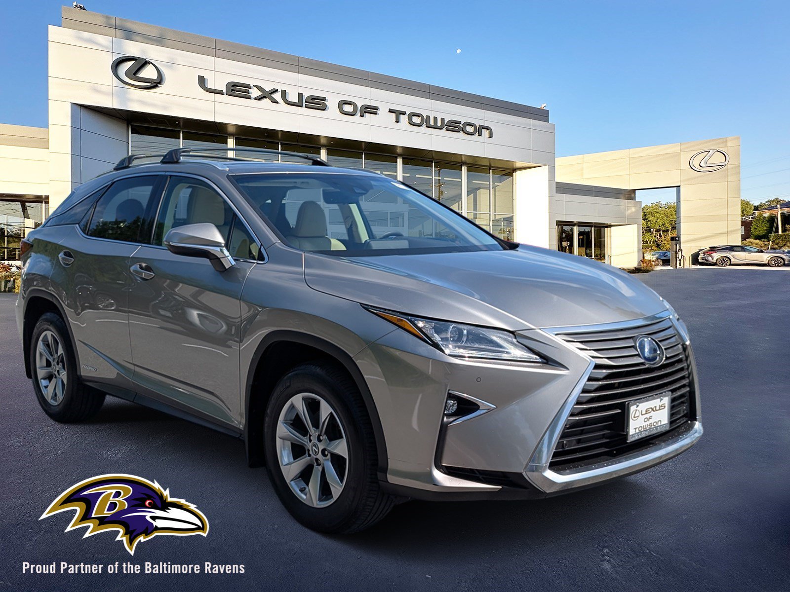 Used 2018 Lexus RX 450h AWD w/ Premium Package image 1