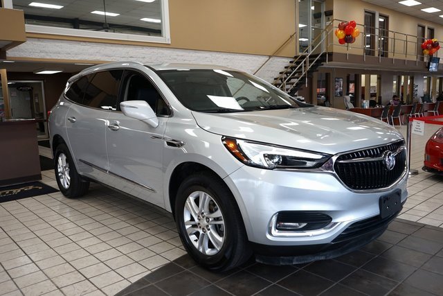 Used 2020 Buick Enclave Essence image 18
