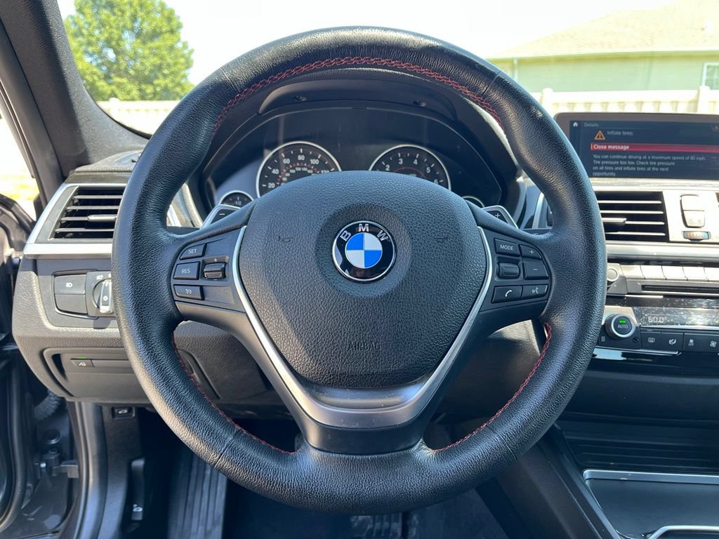 Used 2018 BMW 330i xDrive Sedan w/ Convenience Package AWD/4WD image 30