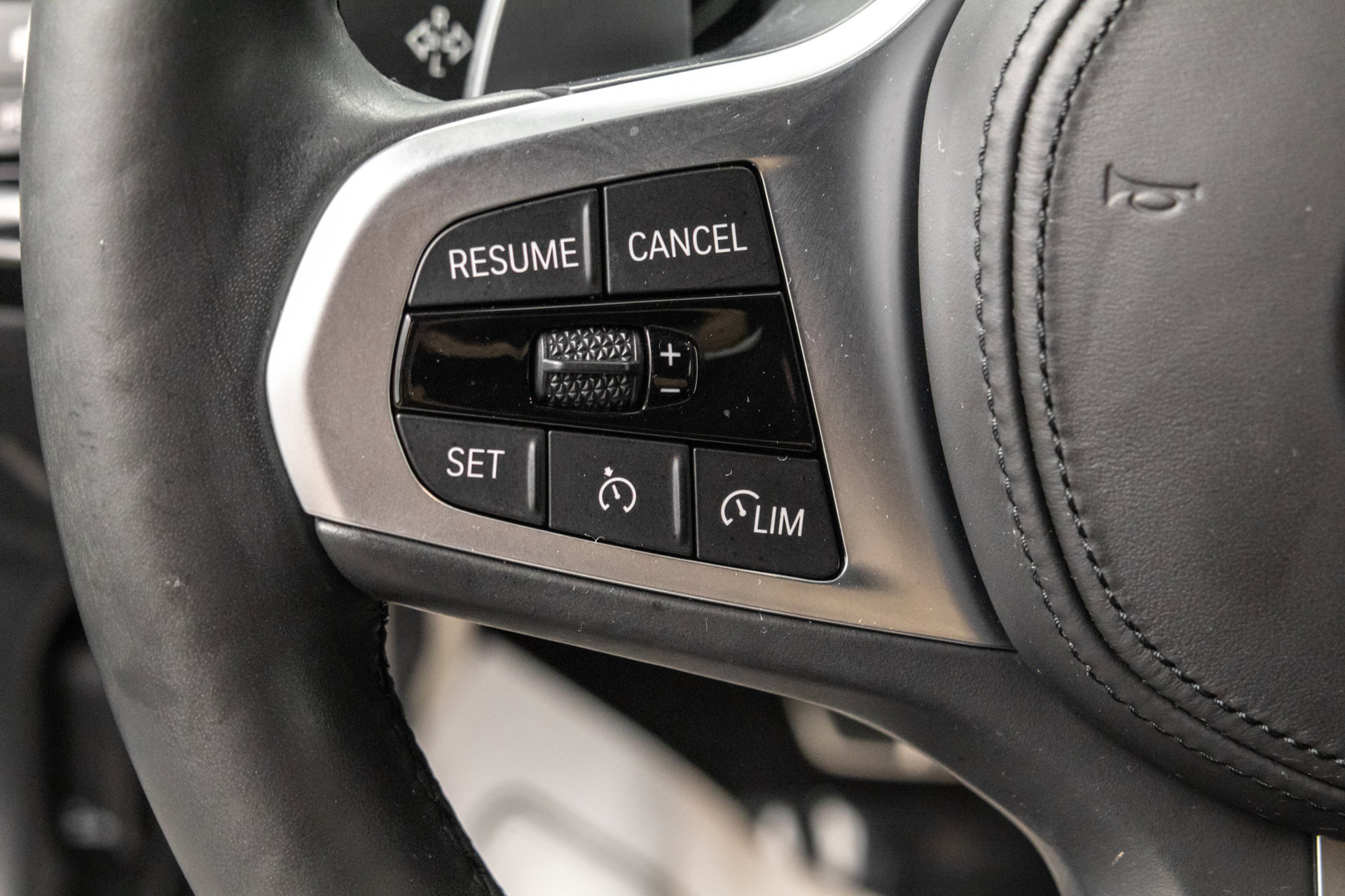 Used 2022 BMW Z4 sDrive30i w/ M Sport Package RWD image 20