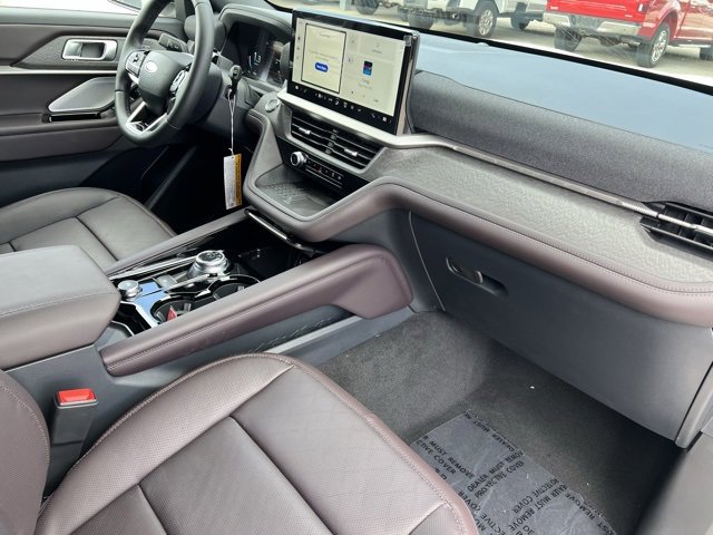 New 2025 Ford Explorer Platinum image 12