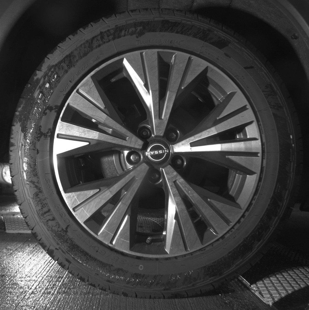 Used 2023 Nissan Rogue SV image 15