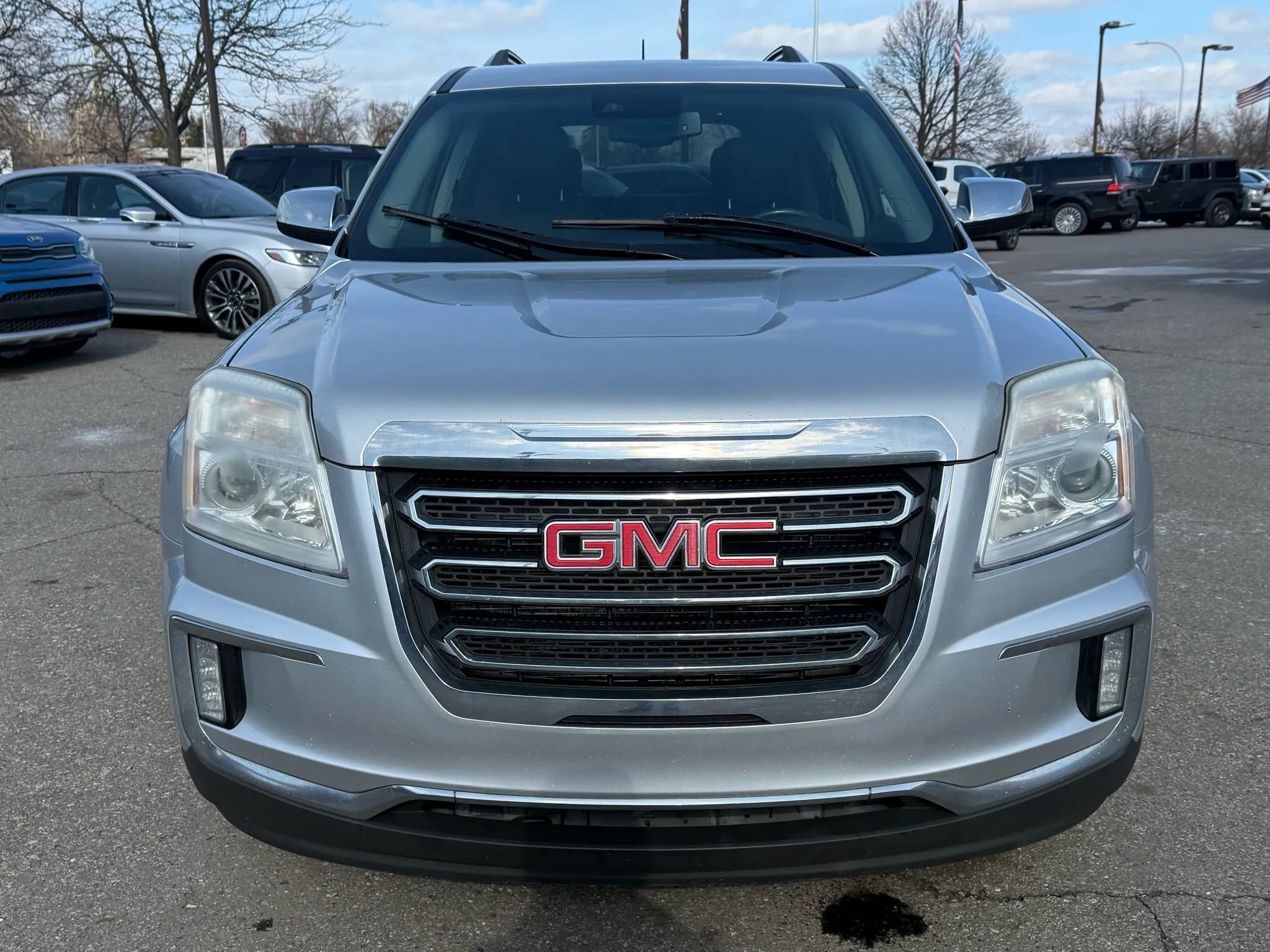 Used 2016 GMC Terrain SLT w/ Open Road Package FWD image 2
