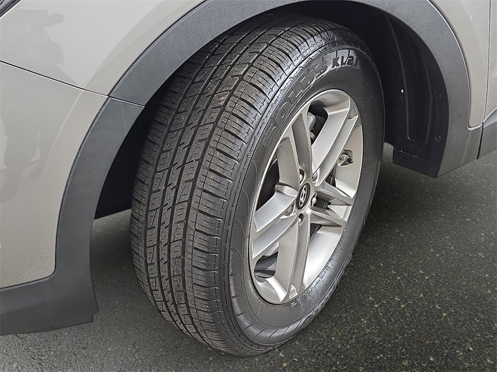 Used 2017 Hyundai Santa Fe Sport image 34