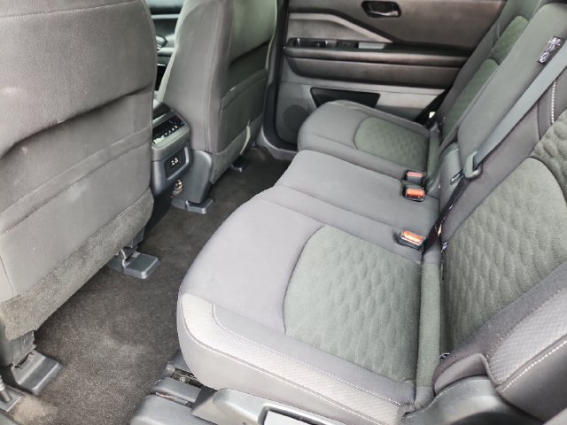 Certified 2024 Nissan Pathfinder SV AWD/4WD image 8