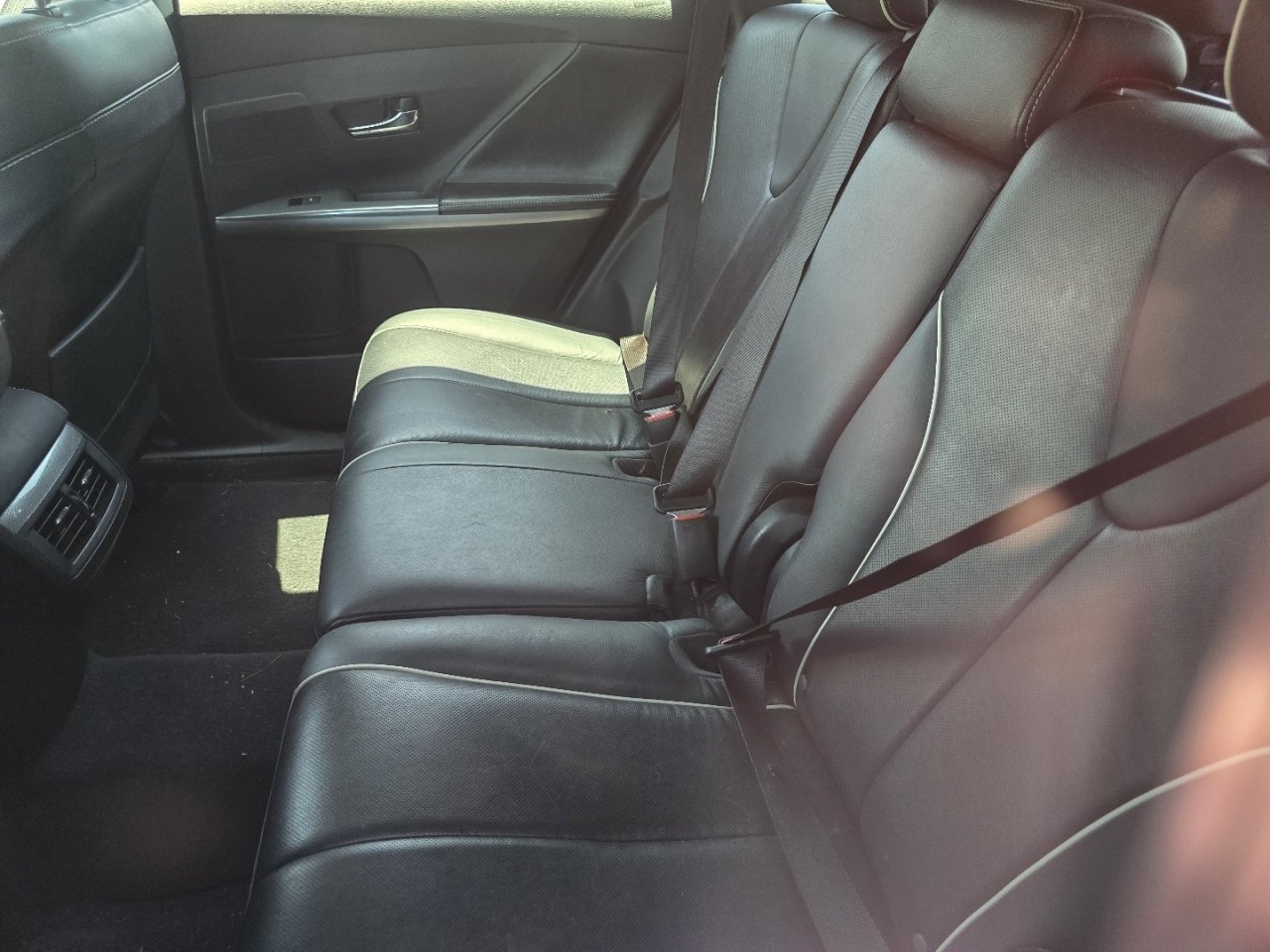 Used 2014 Toyota Venza XLE w/ XLE Premium Package FWD image 19