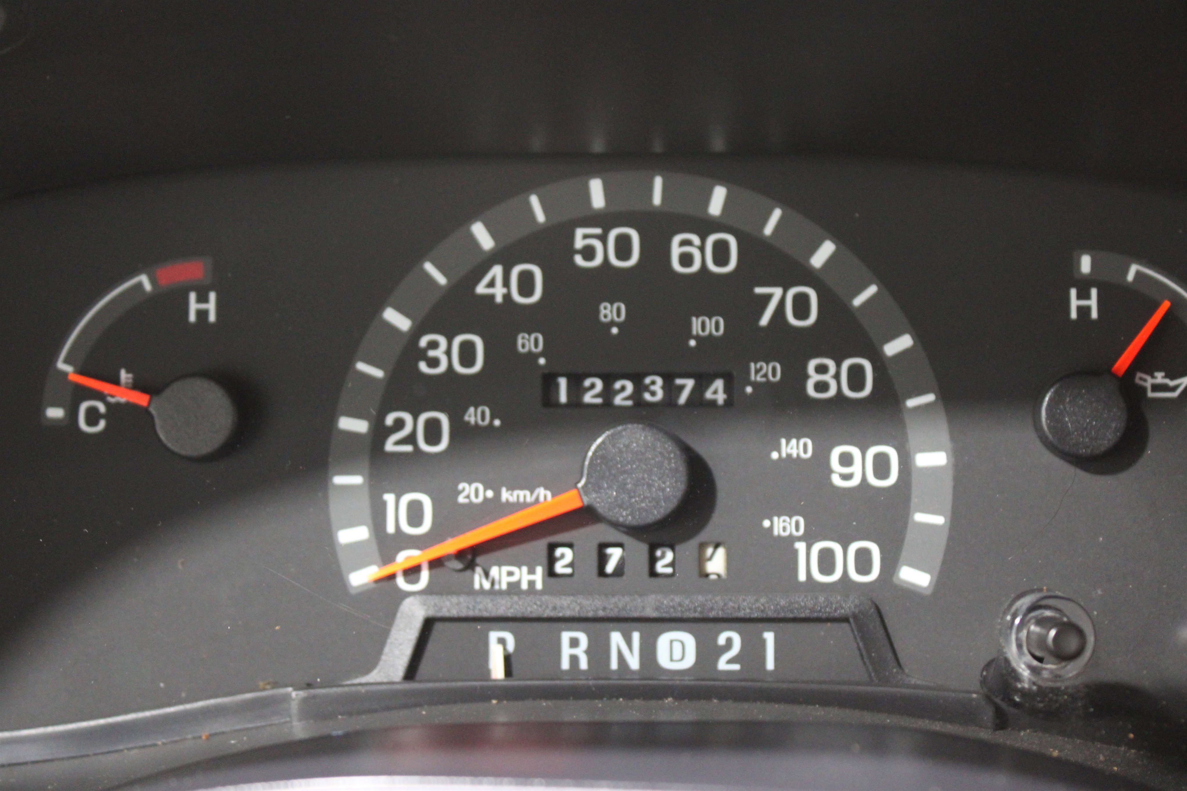 Used 2000 Ford E-150 and Econoline 150 Recreational Mark III image 11