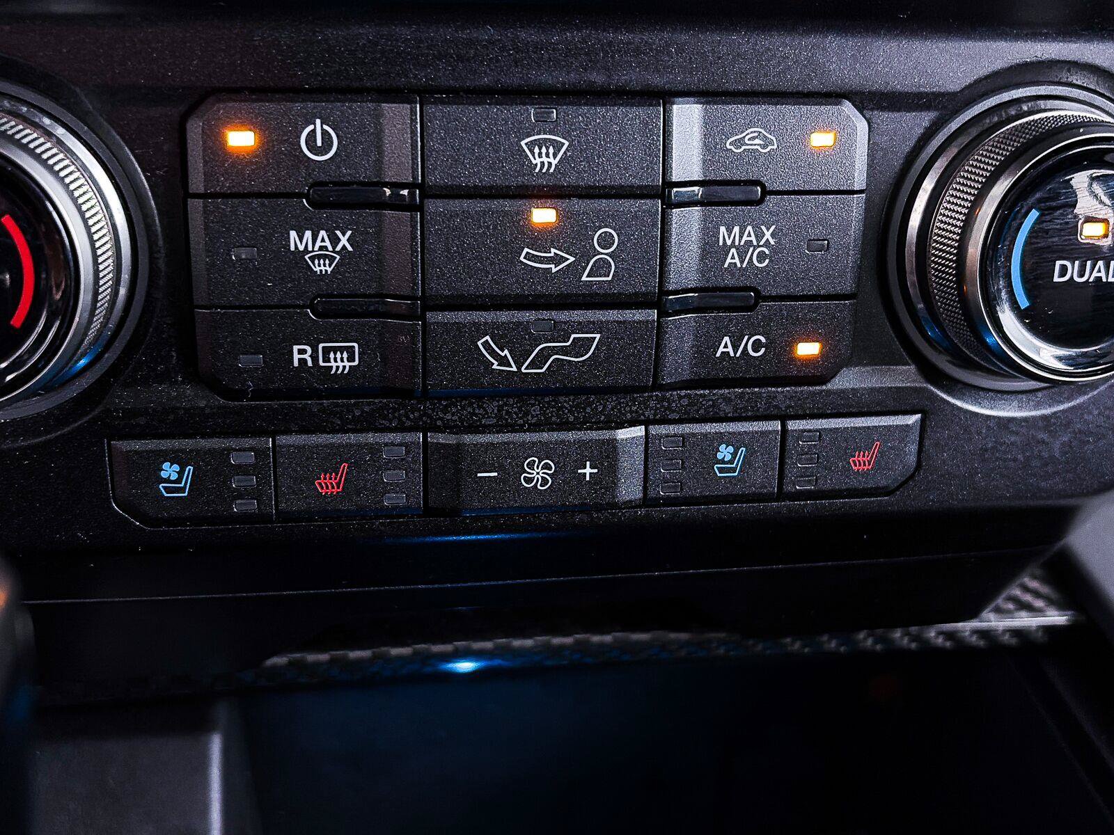 Used 2019 Ford F150 Raptor w/ Equipment Group 802A Luxury AWD/4WD image 24