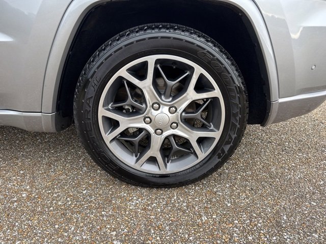 Used 2019 Jeep Grand Cherokee Overland image 9