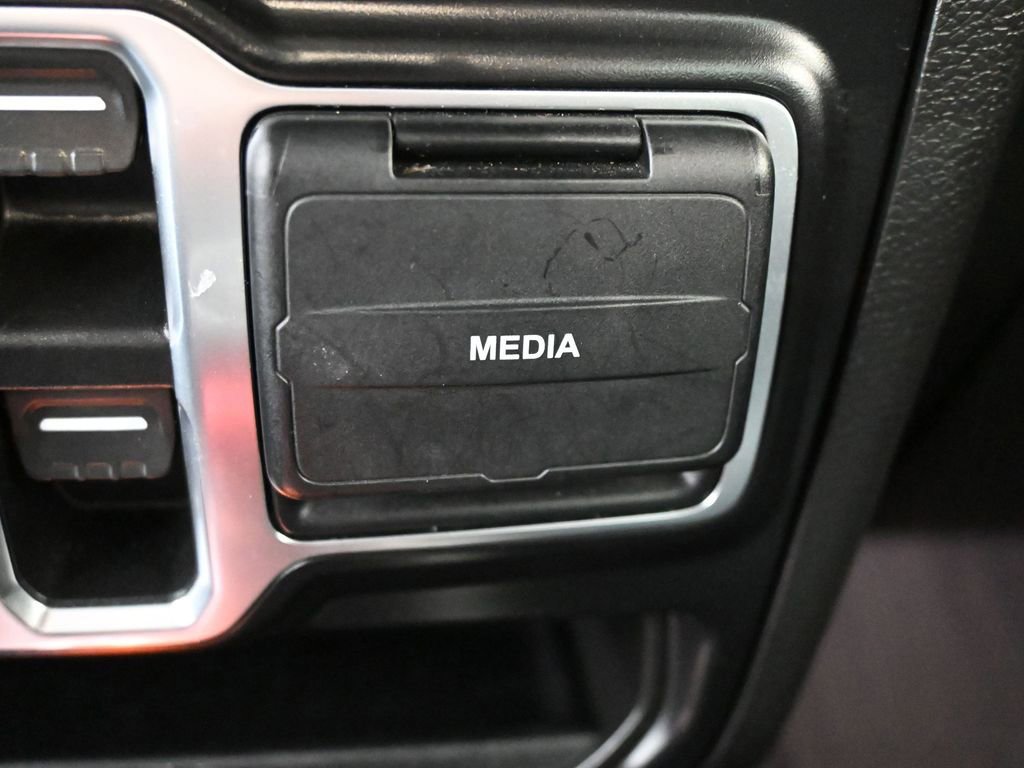 Used 2021 Jeep Wrangler Unlimited Sahara image 26