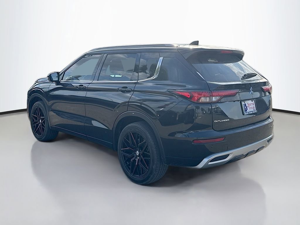 Used 2022 Mitsubishi Outlander SEL image 5